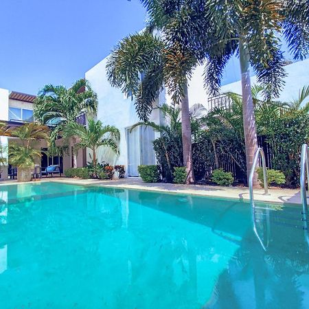 Villa Moderna Con Alberca, Gimnasio Y Cochera Merida Luaran gambar