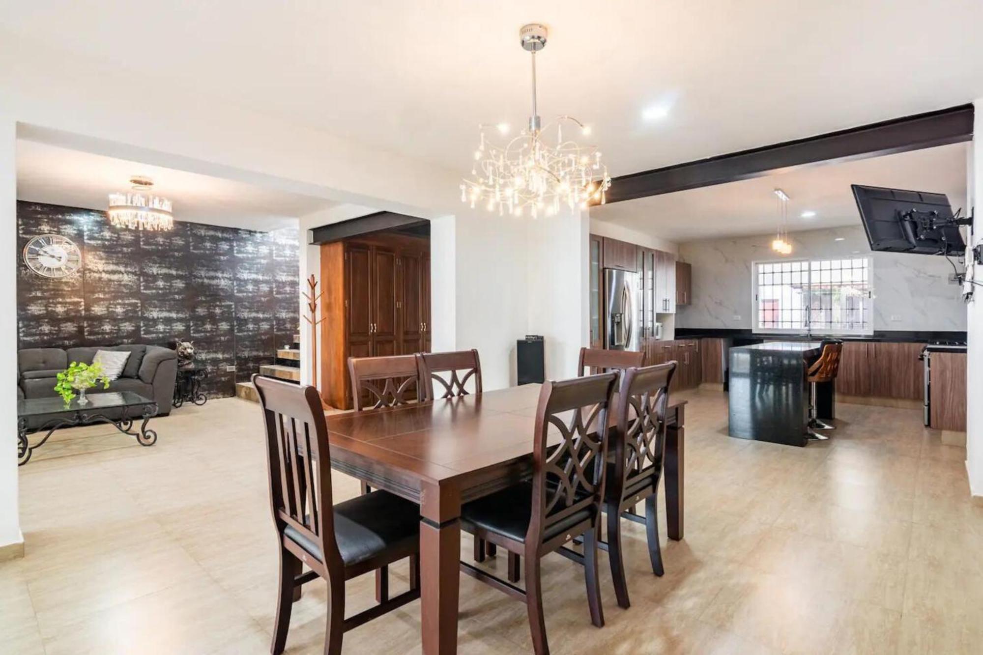 Villa Moderna Con Alberca, Gimnasio Y Cochera Merida Luaran gambar