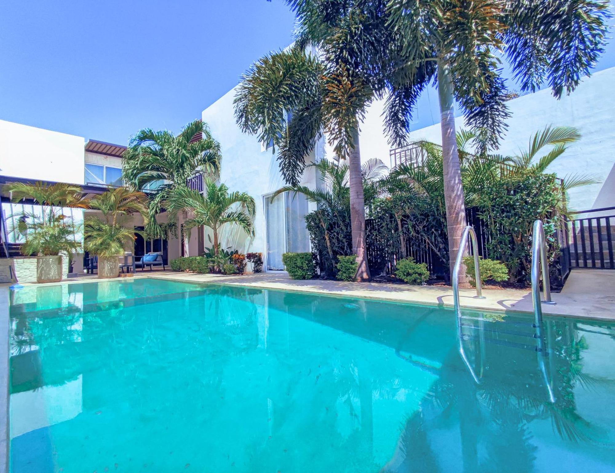 Villa Moderna Con Alberca, Gimnasio Y Cochera Merida Luaran gambar